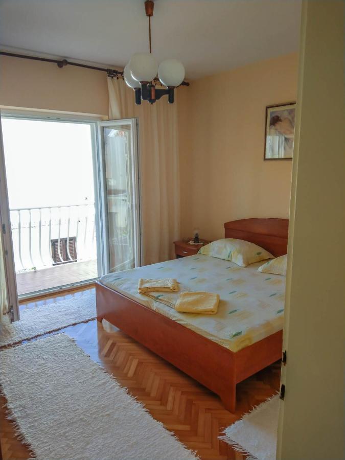 Apartman Riva K Podgora Esterno foto