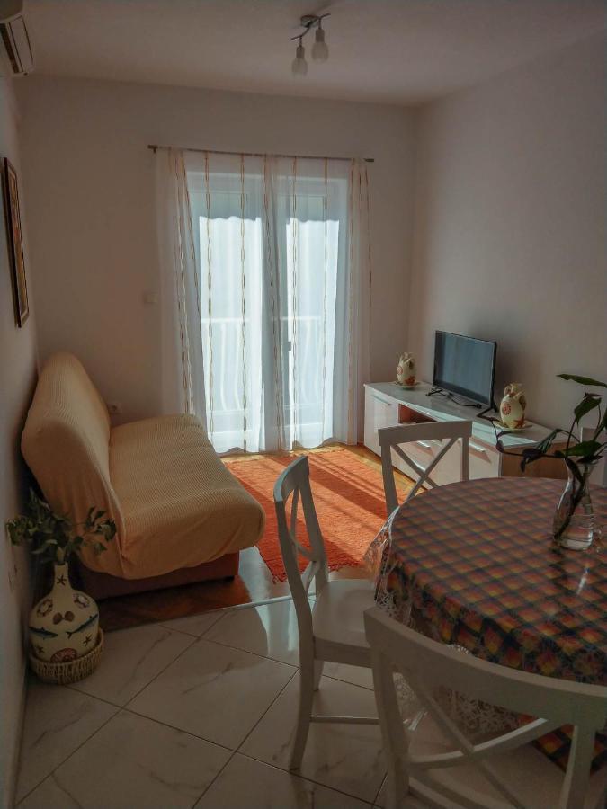 Apartman Riva K Podgora Esterno foto